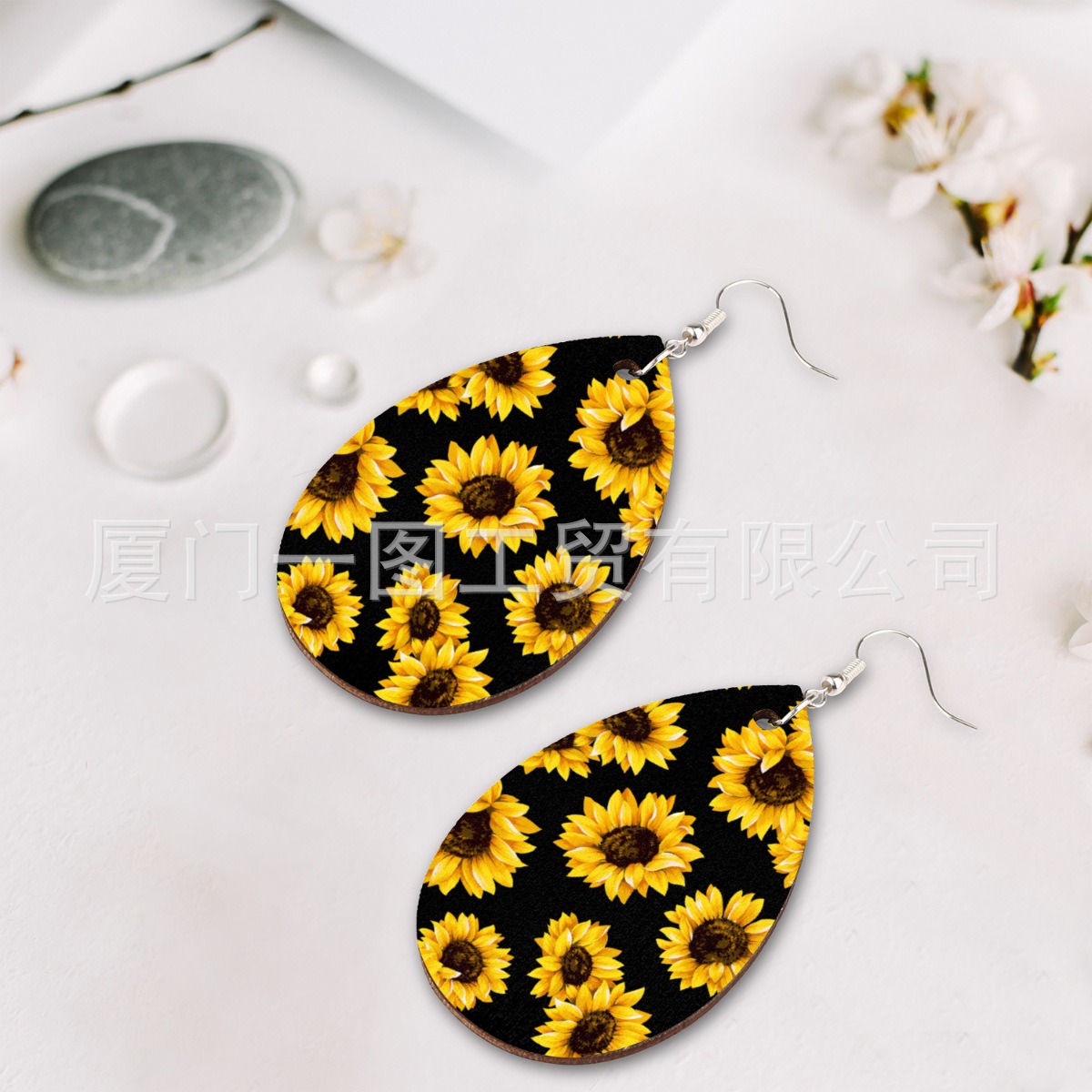 水滴形状印花耳钉