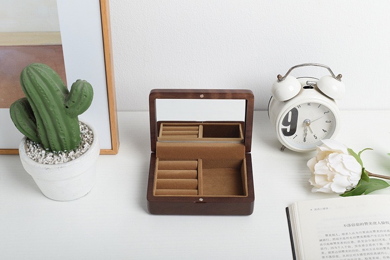 木质首饰盒