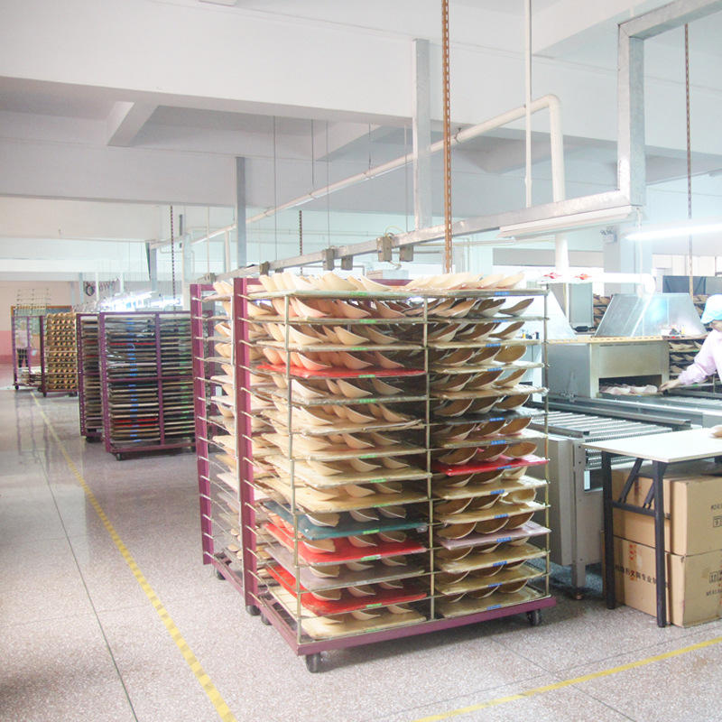 东莞市魔丽身段服装有限公司 2 东莞市魔丽身段服装有限公司