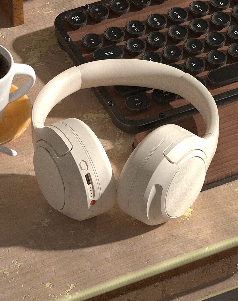 主动降噪头戴式蓝牙耳机 3 主动降噪头戴式蓝牙耳机