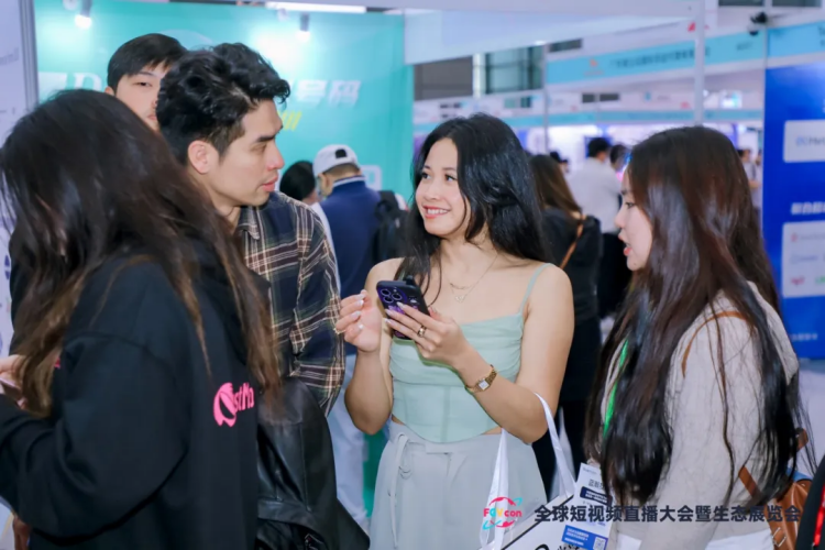 迎接短视频新纪元:FGVCon 2025全球短视频生态选品展览会暨行业大会 8 迎接短视频新纪元:FGVCon 2025全球短视频生态选品展览会暨行业大会