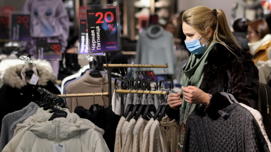 进场就卖爆了!深圳某服装类目卖家仅运营半年便月入2000万! 3 进场就卖爆了!深圳某服装类目卖家仅运营半年便月入2000万!