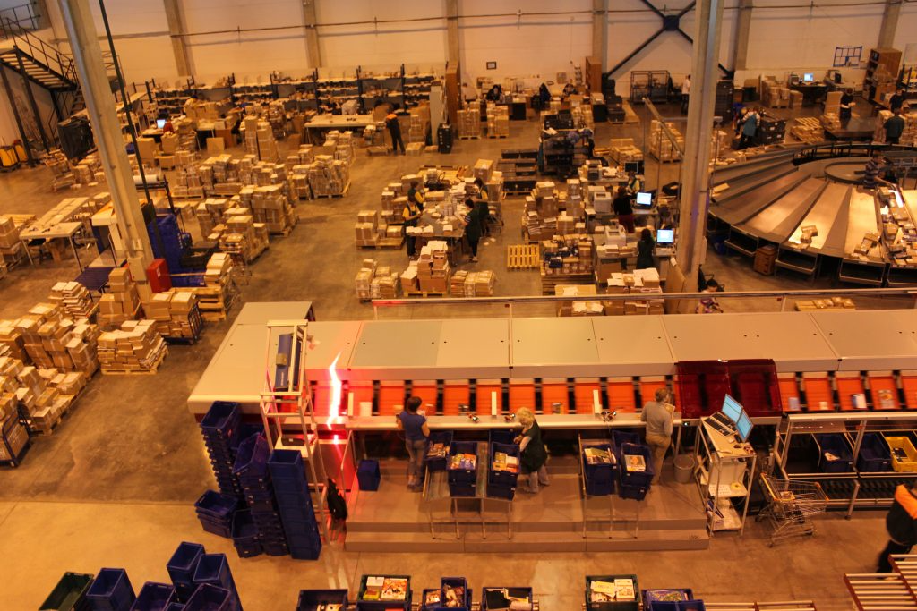 进场就卖爆了!深圳某服装类目卖家仅运营半年便月入2000万! 13 进场就卖爆了!深圳某服装类目卖家仅运营半年便月入2000万!