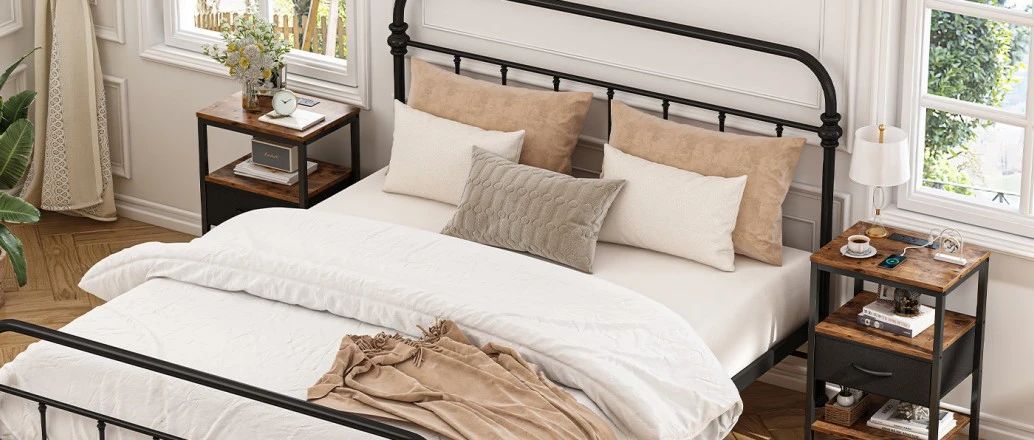 亚马逊选品日记第12期：床头收纳桌（细分小场景，消费新升级）