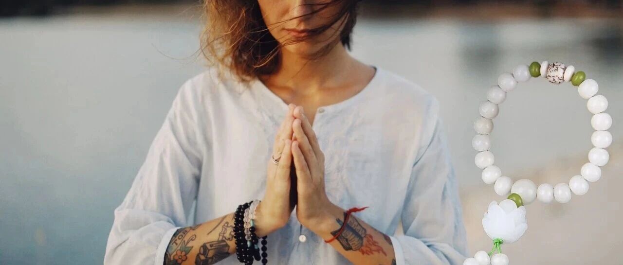 几块钱的手串卖出30倍溢价？这个年销百万美金的玄学生意，藏着年轻人的精神刚需 | 品牌出海