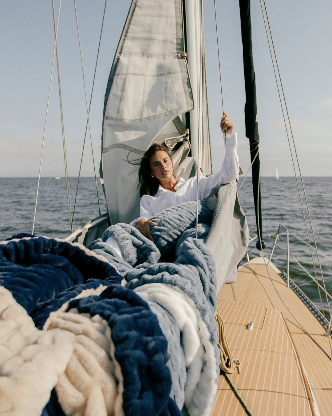 $399毛毯单月狂卖1000万美金，黑五投流狠角色