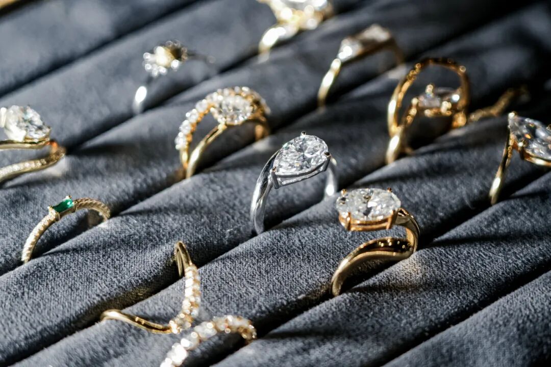 【对话大卖】东莞传统饰品工厂转型跨境,凭这两点打开业绩新增长 1 【对话大卖】东莞传统饰品工厂转型跨境,凭这两点打开业绩新增长