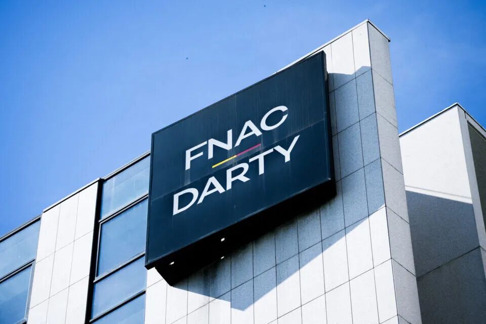 京东22亿欧元收购Ceconomy：曲线入法，欧洲电商战局再起