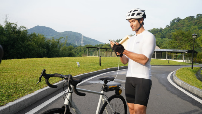 年收4.2亿，中国智能头盔品牌如何圈粉70多国？ | 品牌案例