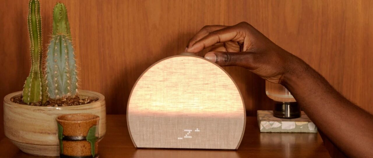 170刀的“日出闹钟”爆卖万件，情人节的冷门小商品正崛起！