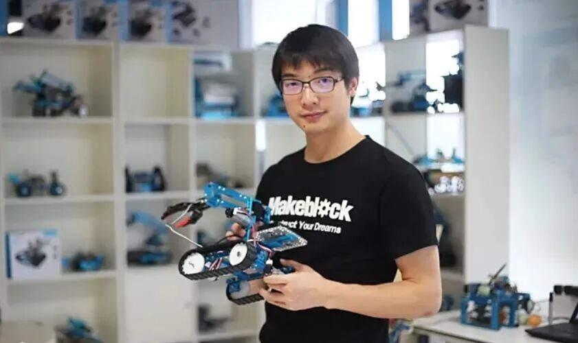 一天一家跨境电商公司:Xtool 2 一天一家跨境电商公司:Xtool