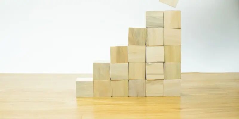 从2160美元到120万台订单，一家深圳公司的三个反共识选择