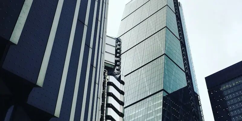 亚马逊正在变成一门你越努力越危险的生意