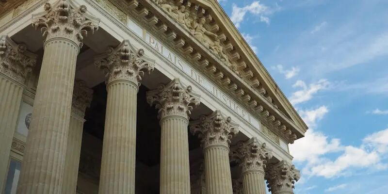 亚马逊紧急召开内部会议的背后，卖家需要看懂的那件事