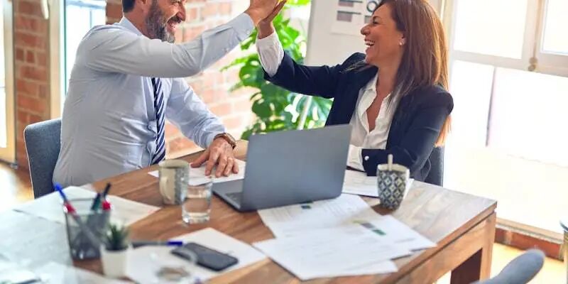 跨境小白必看！不踩镰刀、不走弯路，一篇读懂真相