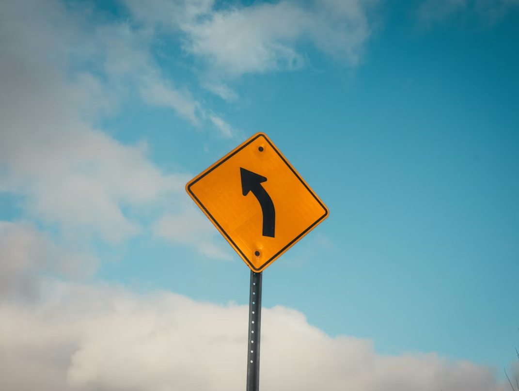 洗牌开始！亚马逊定价收紧+AI对比上线，卖家玩法彻底变了