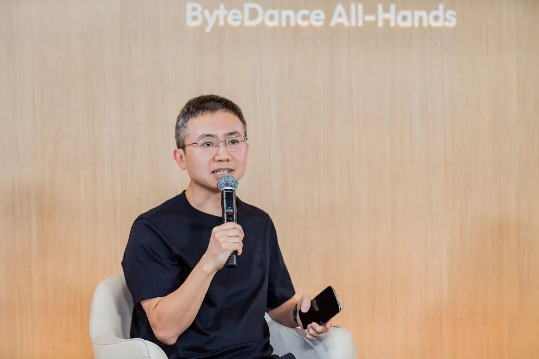 字节跳动CEO再发全员信的背后：AI 没有消灭中层，只是逼他们回到项目里