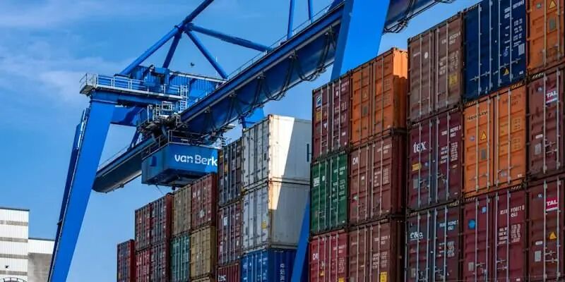 跨境铁窗泪:10亿货款黑洞,外贸单成了国内赊账 8 跨境铁窗泪:10亿货款黑洞,外贸单成了国内赊账